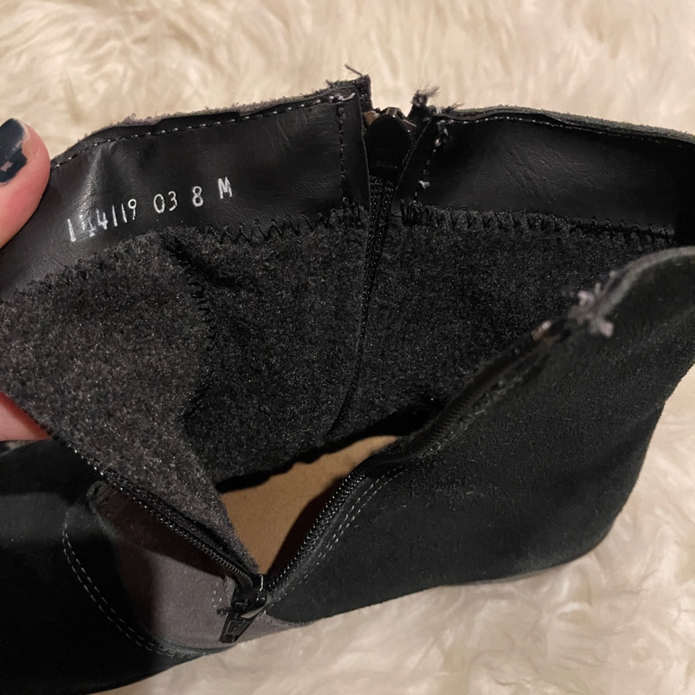 NWOT Suede Boots - Picture 6 of 8